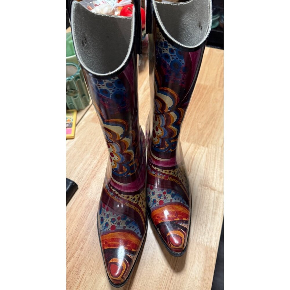 Corkys Nomad Yippy Multicolor Abstract Print Rain Boots 2" Heel Size 11